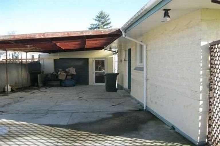 Photo of property in 61a Essex Street, Balclutha, 9230