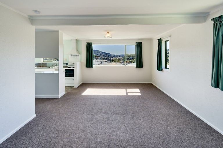 Photo of property in 1a Sunrise Boulevard, Tawa, Wellington, 5028