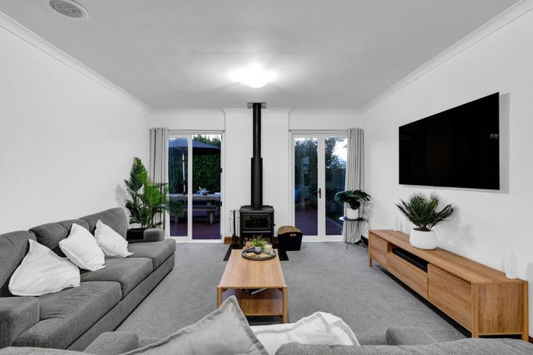 Photo of property in 44 Upjohn Street, Brooklands, New Plymouth, 4310