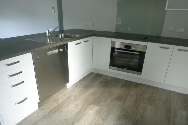 Photo of property in 8a Arthur Grove, Waikanae, 5036