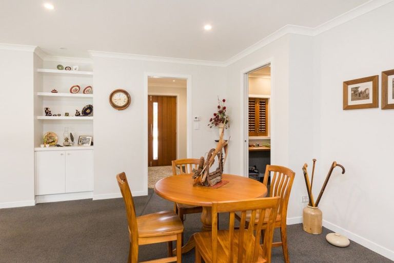 Photo of property in 33 Elmira Avenue, Hokowhitu, Palmerston North, 4410