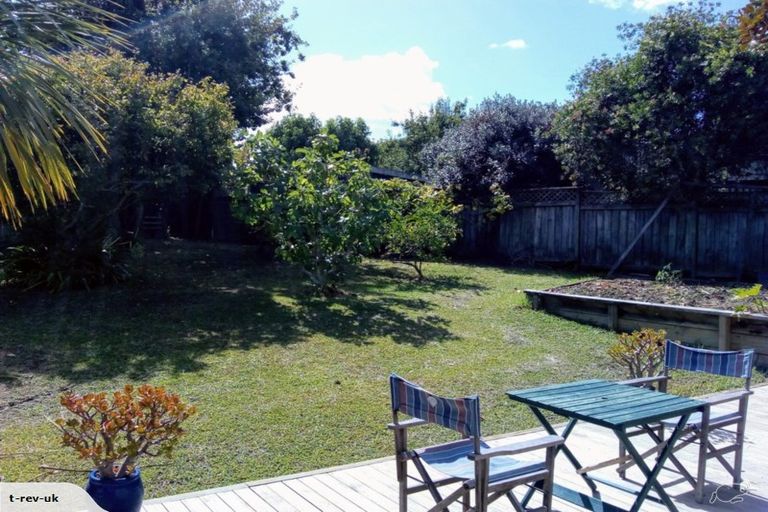Photo of property in 1/19 Bowman Road, Forrest Hill, Auckland, 0620