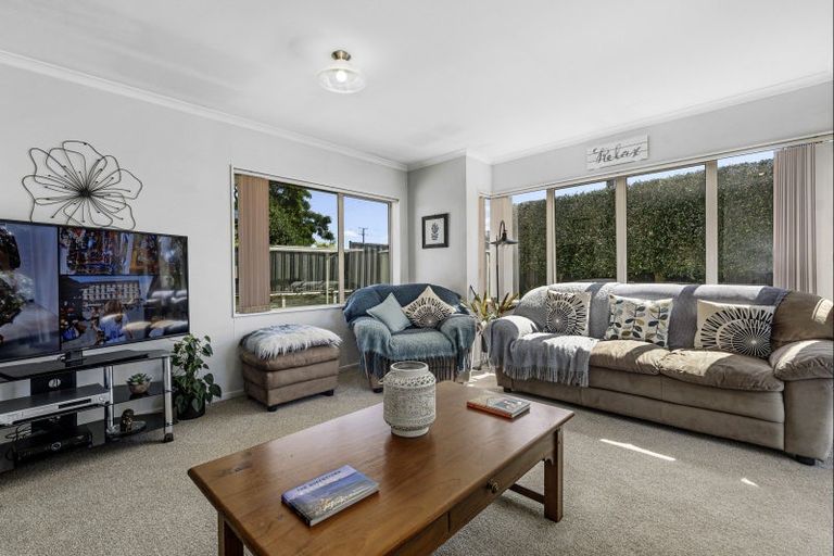 Photo of property in 14 Ryegrass Dell, Welcome Bay, Tauranga, 3112