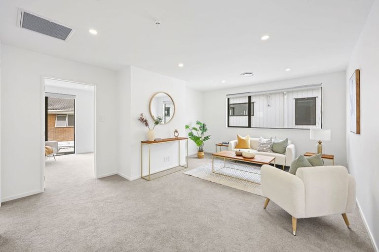 Photo of property in 19b Ervine Place, Bucklands Beach, Auckland, 2014