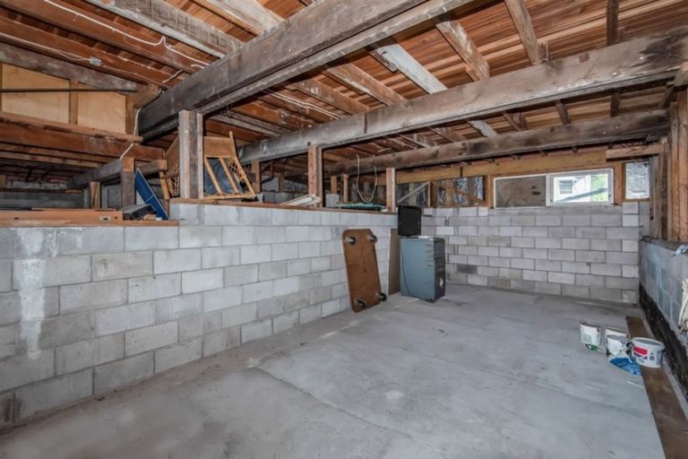 Photo of property in 115 Beach Haven Road, Beach Haven, Auckland, 0626