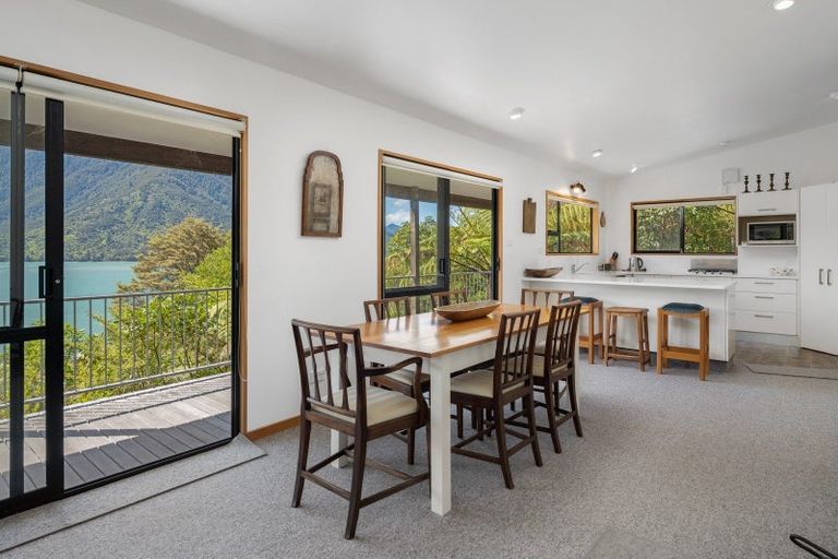 Photo of property in 672 Moetapu Bay Road, Moetapu Bay, Picton, 7282