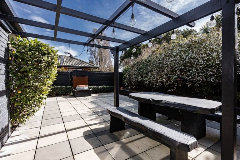 Photo of property in 16b Beauford Place, Parklands, Christchurch, 8083