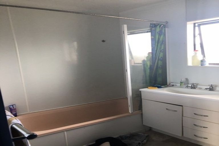 Photo of property in 14 Leila Place, Clover Park, Auckland, 2019