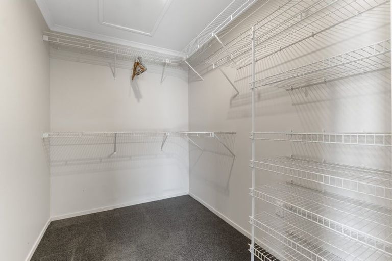 Photo of property in 379 Carrington Street, Upper Vogeltown, New Plymouth, 4310