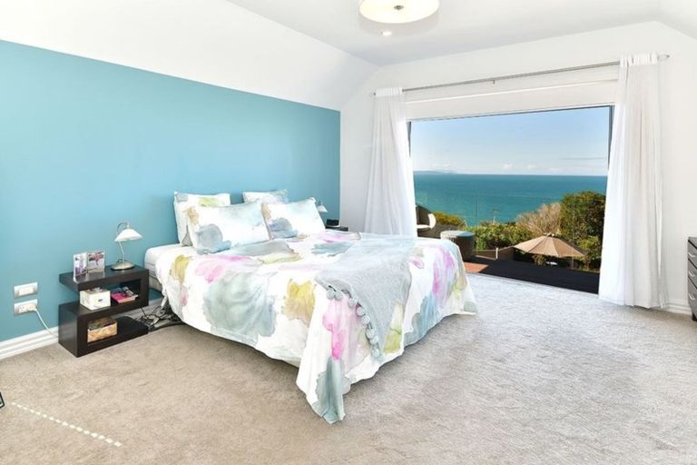 Photo of property in 110 Vipond Road, Stanmore Bay, Whangaparaoa, 0932