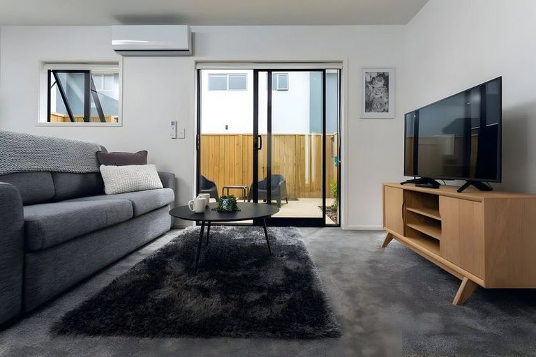 Photo of property in 4/221 Armagh Street, Christchurch Central, Christchurch, 8011