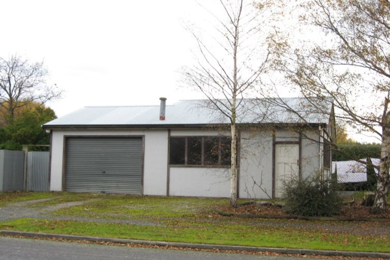 Photo of property in 4 Pope Street, Milton, 9220