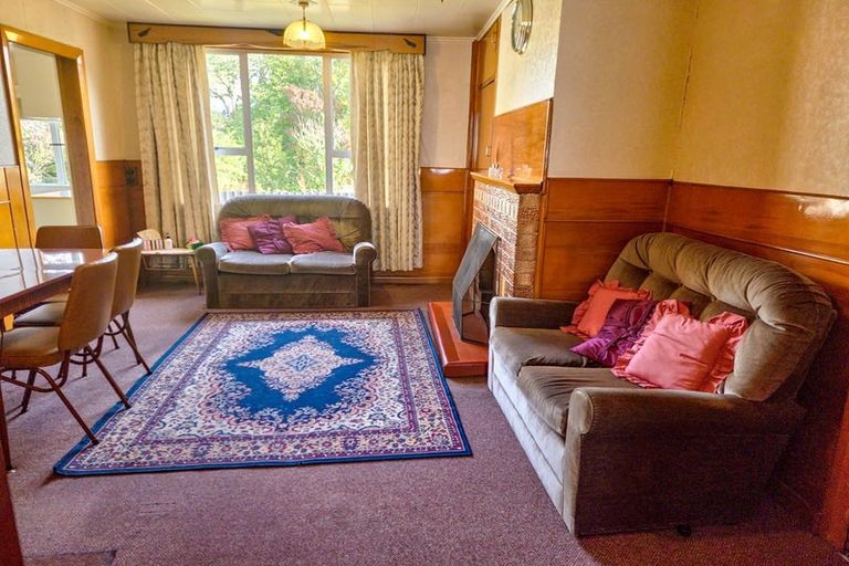 Photo of property in 28 Ranfurly Street, Runanga, 7803