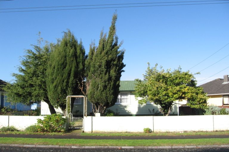 Photo of property in 32 Tyrone Street, Otara, Auckland, 2023