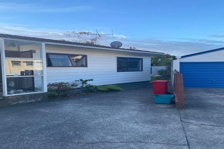 Photo of property in 6a Vincent Street, Waterloo, Lower Hutt, 5011