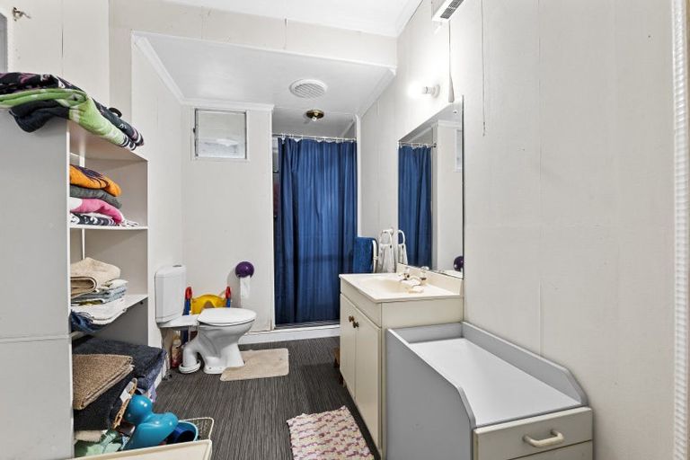 Photo of property in 9 Olivia Street, Stratford, 4332