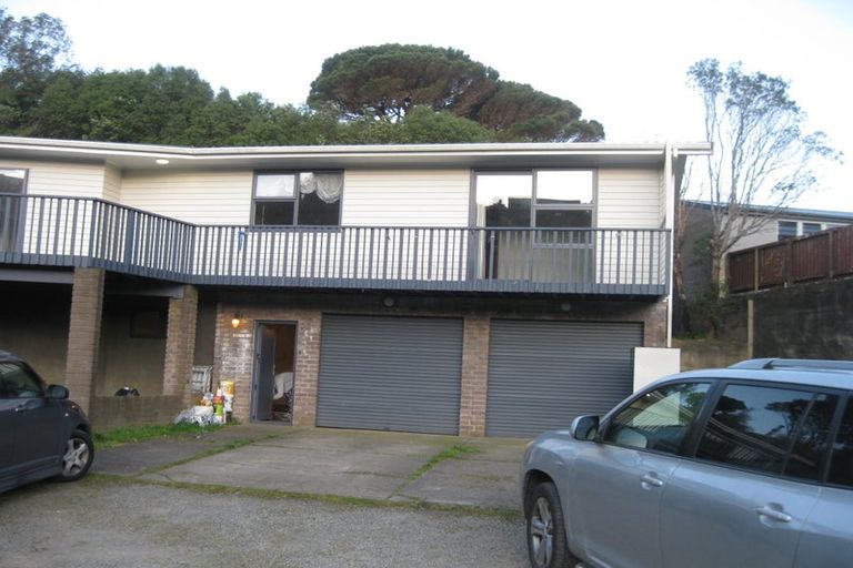 Photo of property in 17 Holly Grove, Maungaraki, Lower Hutt, 5010