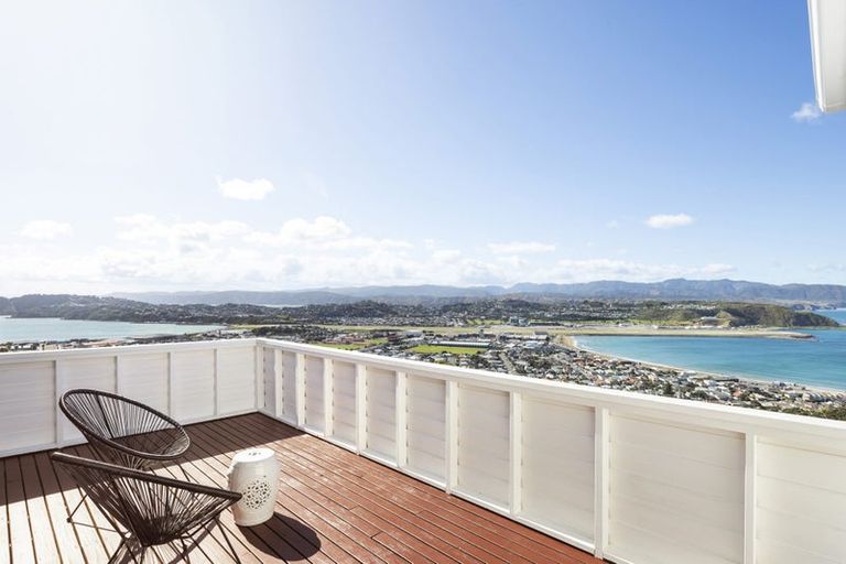 Photo of property in 1 Auckland Terrace, Melrose, Wellington, 6023