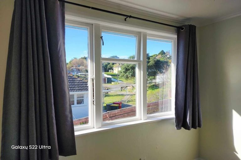Photo of property in 40 Dimock Street, Titahi Bay, Porirua, 5022