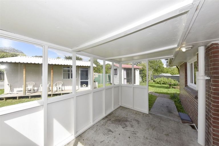 Photo of property in 15 Haig Place, Woolston, Christchurch, 8023