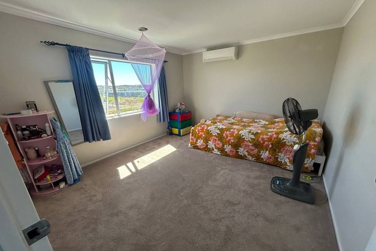 Photo of property in 23 Kerrykeel Drive, Flat Bush, Auckland, 2019