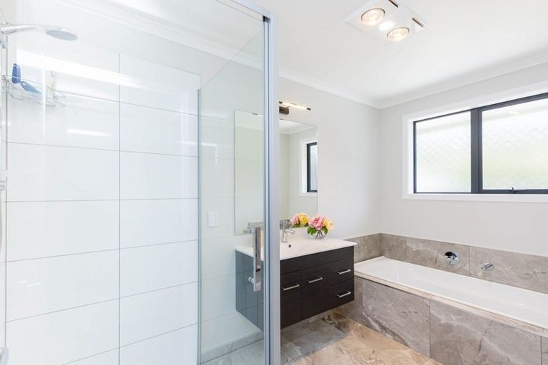 Photo of property in 27 Salisbury Crescent, Wallaceville, Upper Hutt, 5018