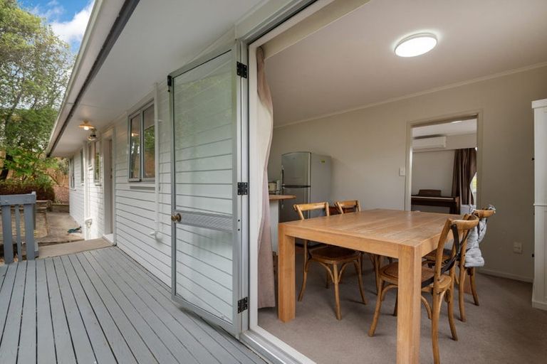 Photo of property in 51 Salamanca Road, Sunnynook, Auckland, 0620