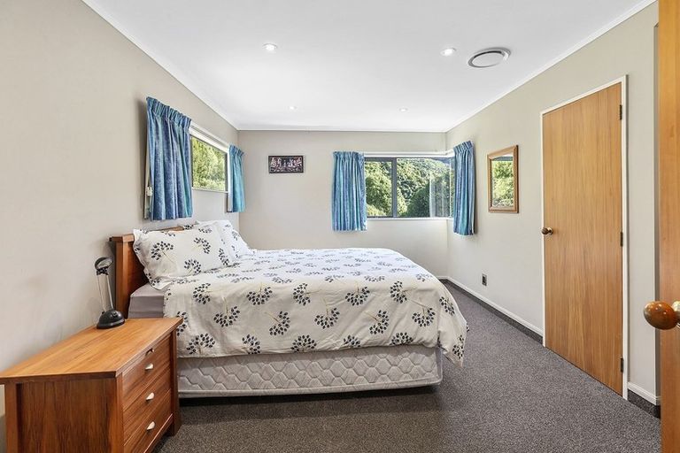 Photo of property in 40 Peterhouse Street, Tawa, Wellington, 5028