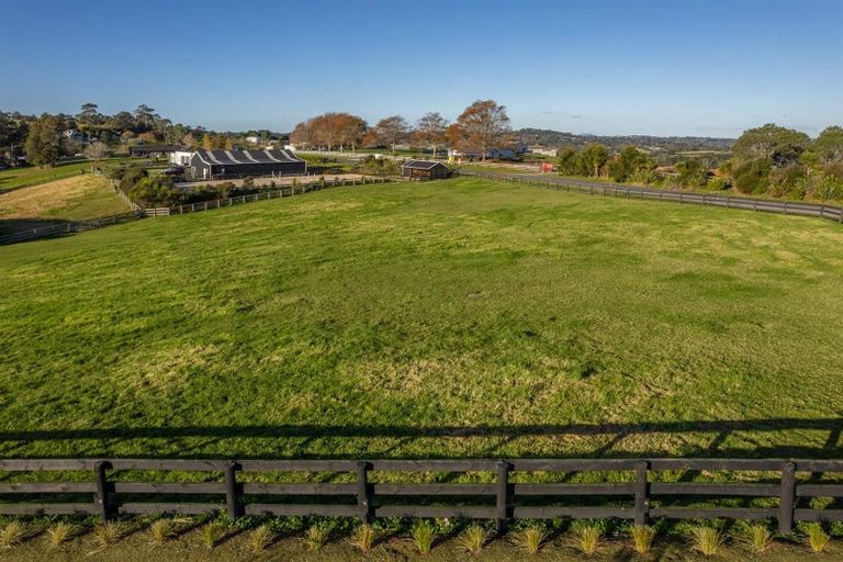 Photo of property in 20a Diamond Lane, Riverhead, 0793