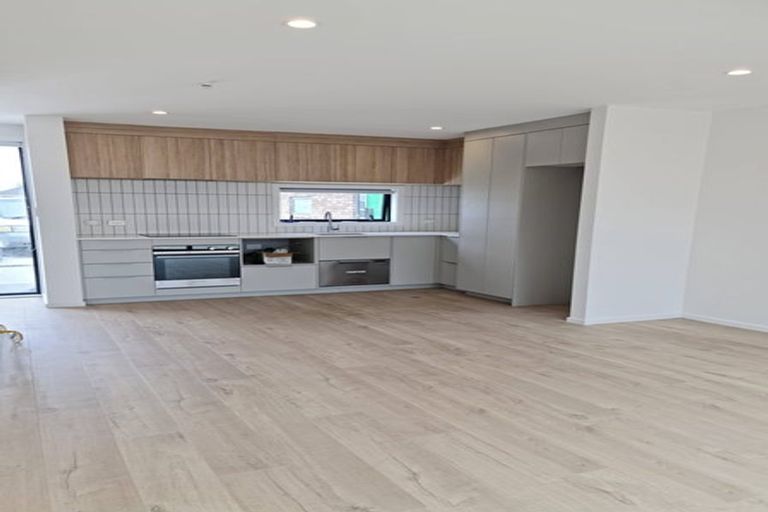 Photo of property in 11/1 Rainey Grove, Taita, Lower Hutt, 5011