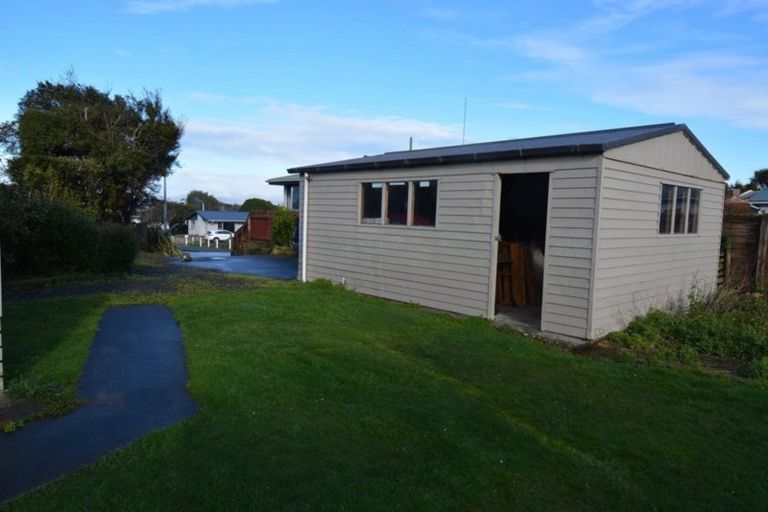 Photo of property in 63 Cunningham Street, Grasmere, Invercargill, 9810