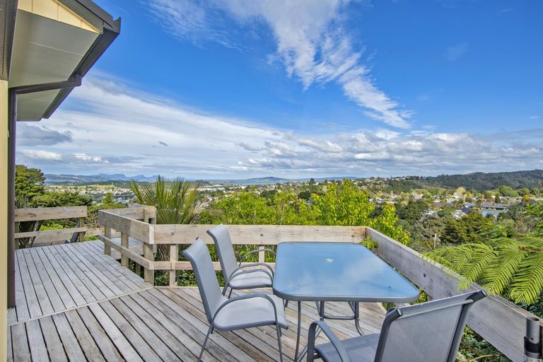 Photo of property in 68 Ngahere Drive, Horahora, Whangarei, 0110