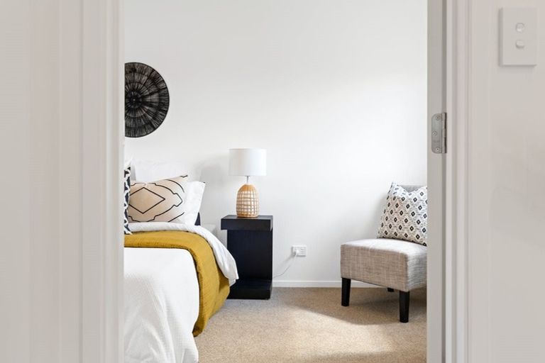 Photo of property in 2 Kotuitui Street, Manukau, Auckland, 2104