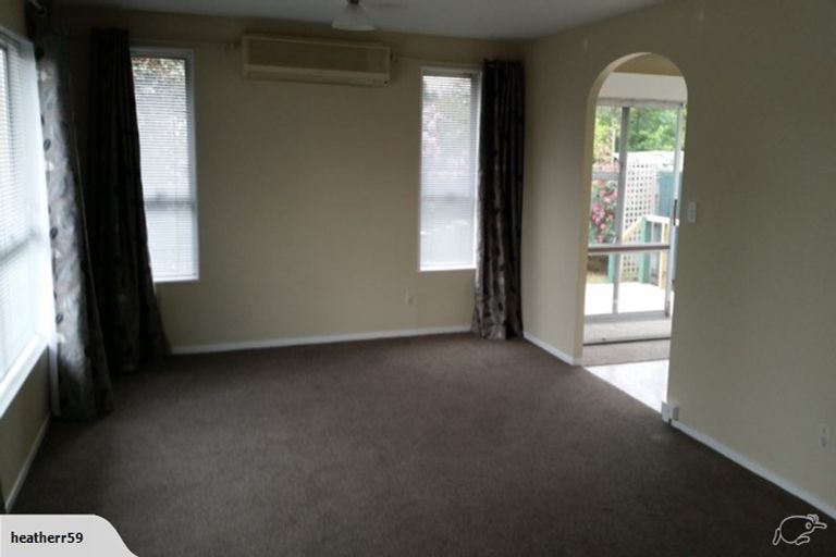 Photo of property in 17 Mckellar Place, Hornby, Christchurch, 8042