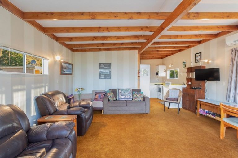 Photo of property in 41 Kent Street, Kingston, Athol, 9793