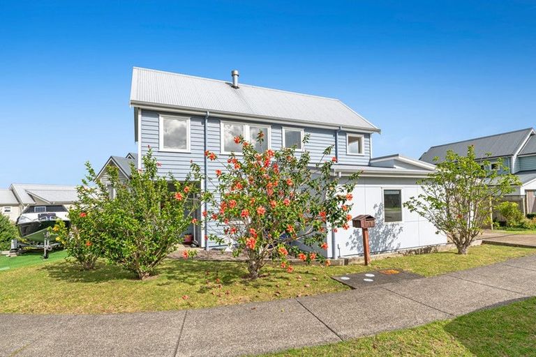 Photo of property in 17 Cape Cod Drive, Gulf Harbour, Whangaparaoa, 0930