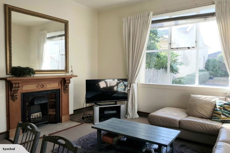 Photo of property in 5/37 Majoribanks Street, Mount Victoria, Wellington, 6011