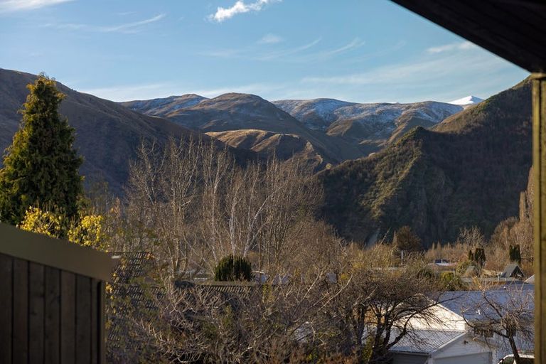 Photo of property in 4b Pritchard Place, Arrowtown, 9302
