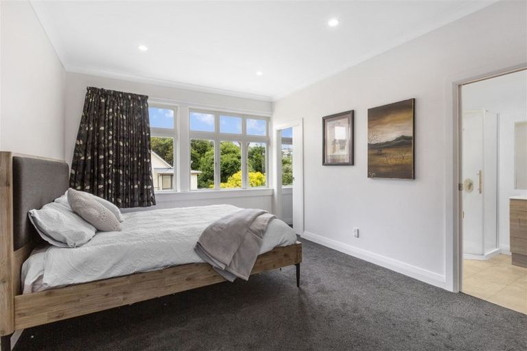 Photo of property in 27a Awarua Street, Ngaio, Wellington, 6035