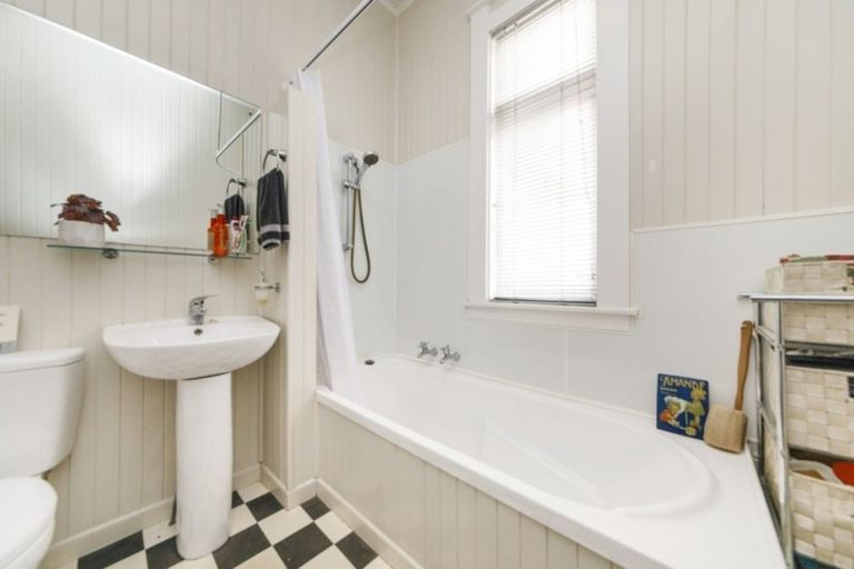 Photo of property in 104 Harrison Hill Road, Aokautere, Palmerston North, 4471