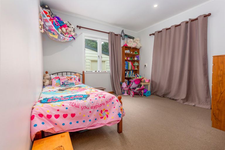 Photo of property in 1 Carr Street, Tuakau, 2121