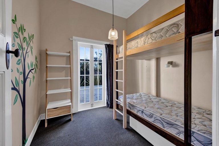 Photo of property in 120 Manawapou Road, Hawera, 4610