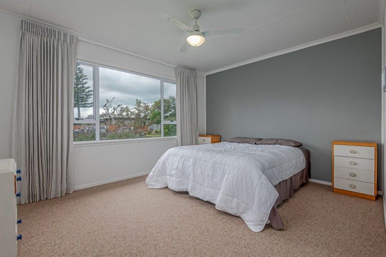 Photo of property in 8 Weber Place, Roslyn, Palmerston North, 4414