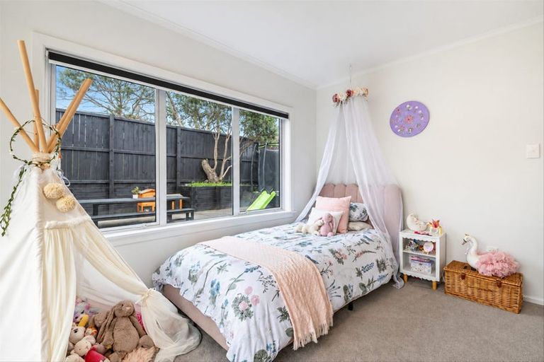 Photo of property in 42 Matipo Road, Mairangi Bay, Auckland, 0630