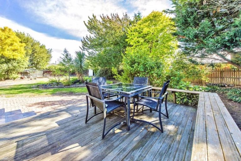 Photo of property in 24 Torlesse Crescent, Darfield, 7510