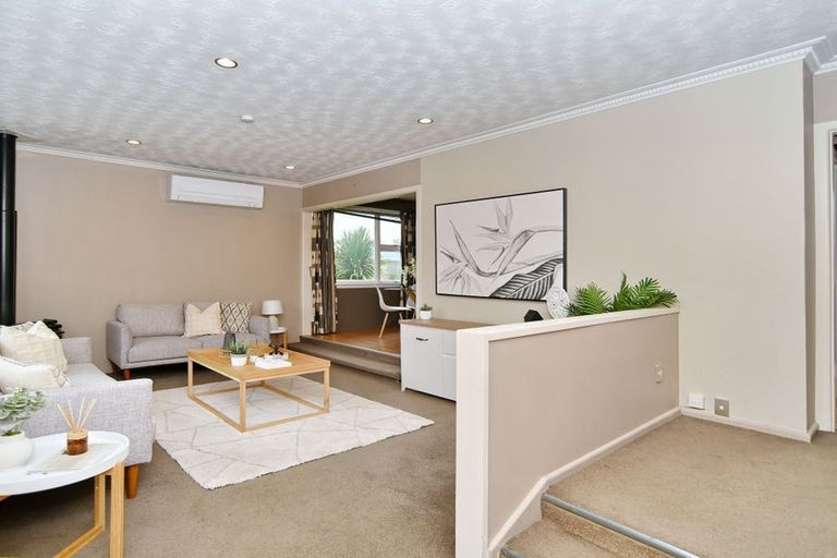 Photo of property in 56 Wingate Street, Redwood, Christchurch, 8051