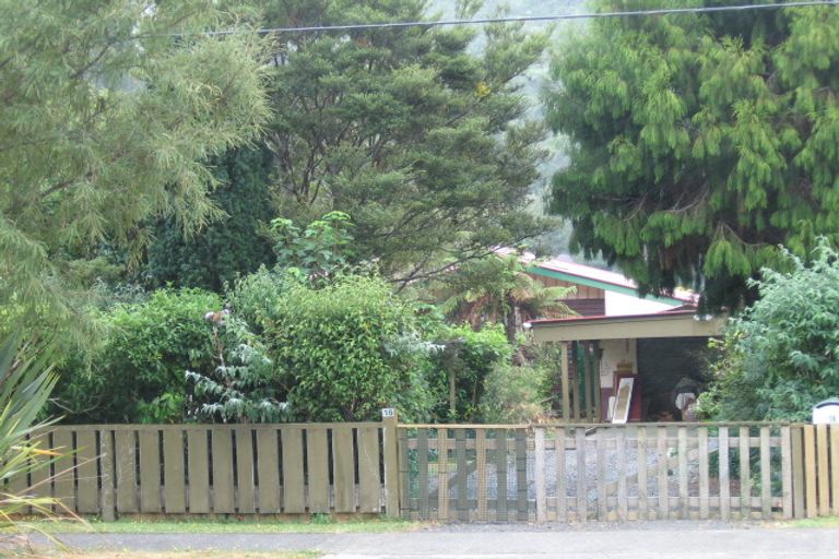 Photo of property in 16 Black Beech Street, Birchville, Upper Hutt, 5018