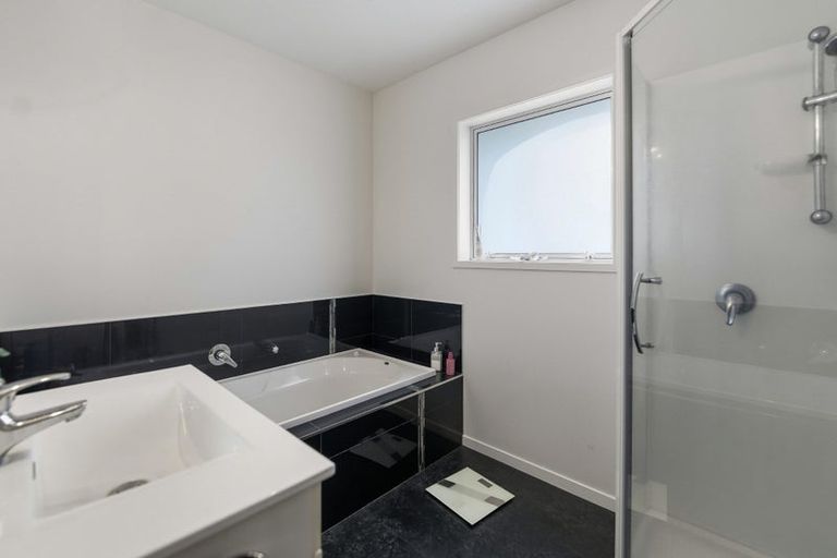 Photo of property in 66 Waterside Drive, Pyes Pa, Tauranga, 3112