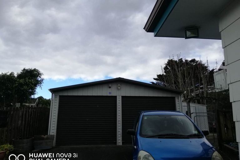 Photo of property in 221 Mahia Road, Wattle Downs, Auckland, 2103