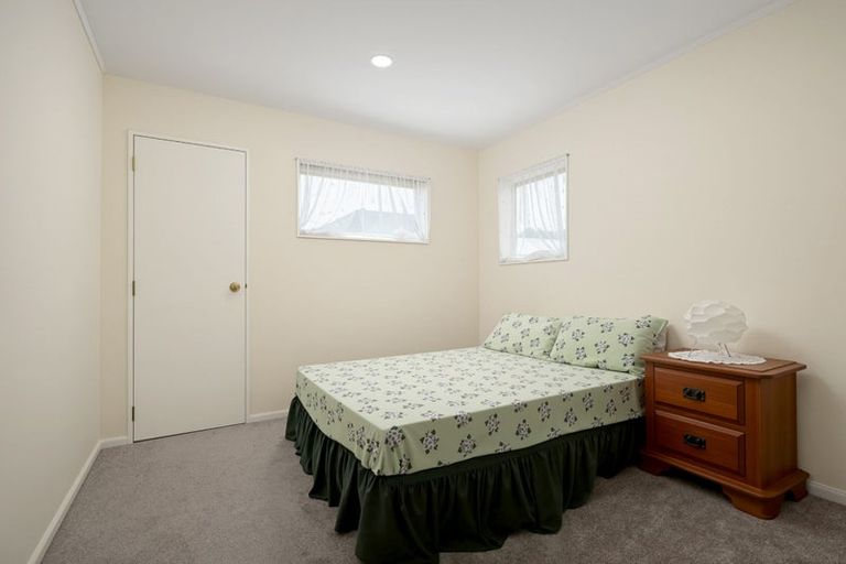 Photo of property in 25 Pomaria Road, Henderson, Auckland, 0610